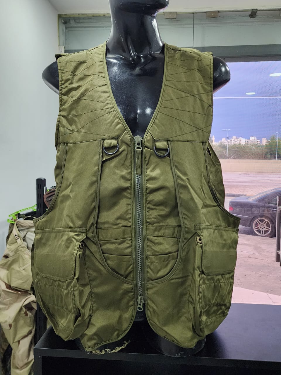 GREEN VEST -CLVE015