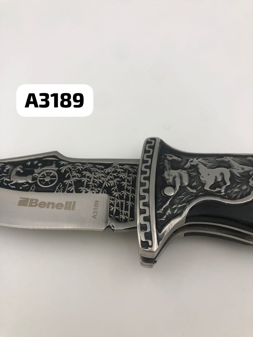 BENELLI FOLDING KNIFE -A3189-OEKNA3189