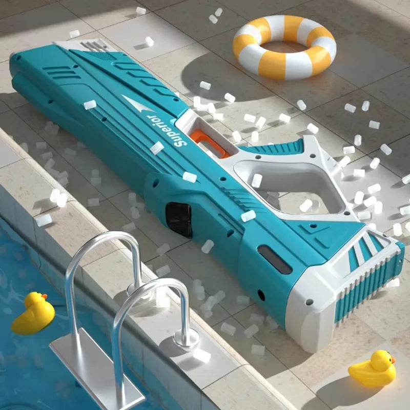 Superior combat watergun toy